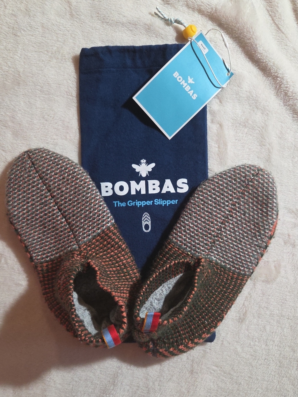 Bombas Womens Gripper Slipper - size S